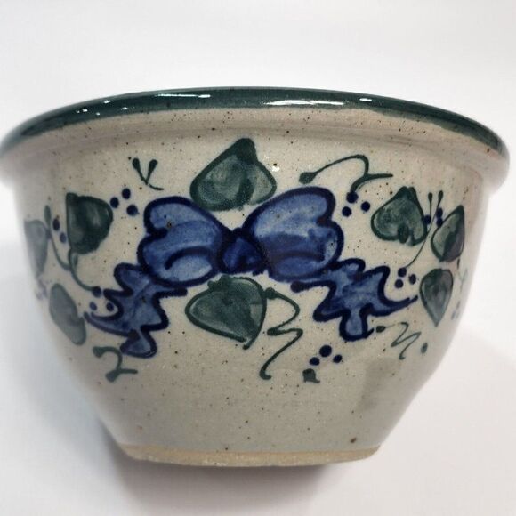 Great Bay Pottery 3.25" Mixing Bowl Leaves Bow Handmade Green Blue Floral - Picture 8 of 8